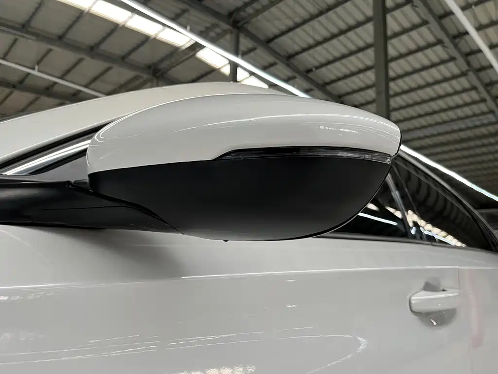 Honda Honda Accord 2022 260TURBO Luxury Edition 2023 - thumbnail 5