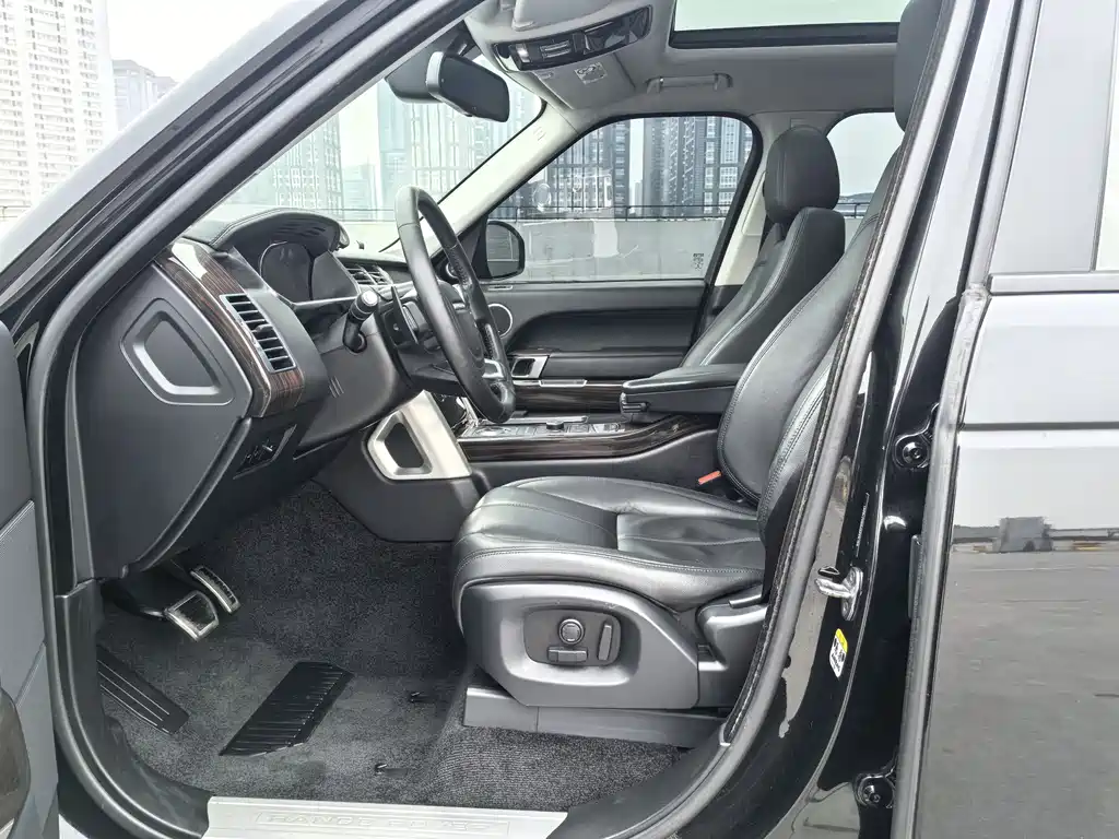 Land Rover Range Rover 2015 3.0 TDV6 Vogue 2016 - thumbnail 5
