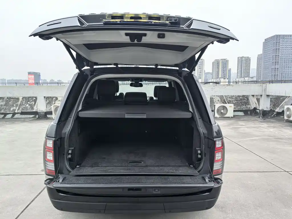 Land Rover Range Rover 2015 3.0 TDV6 Vogue 2016 - thumbnail 11