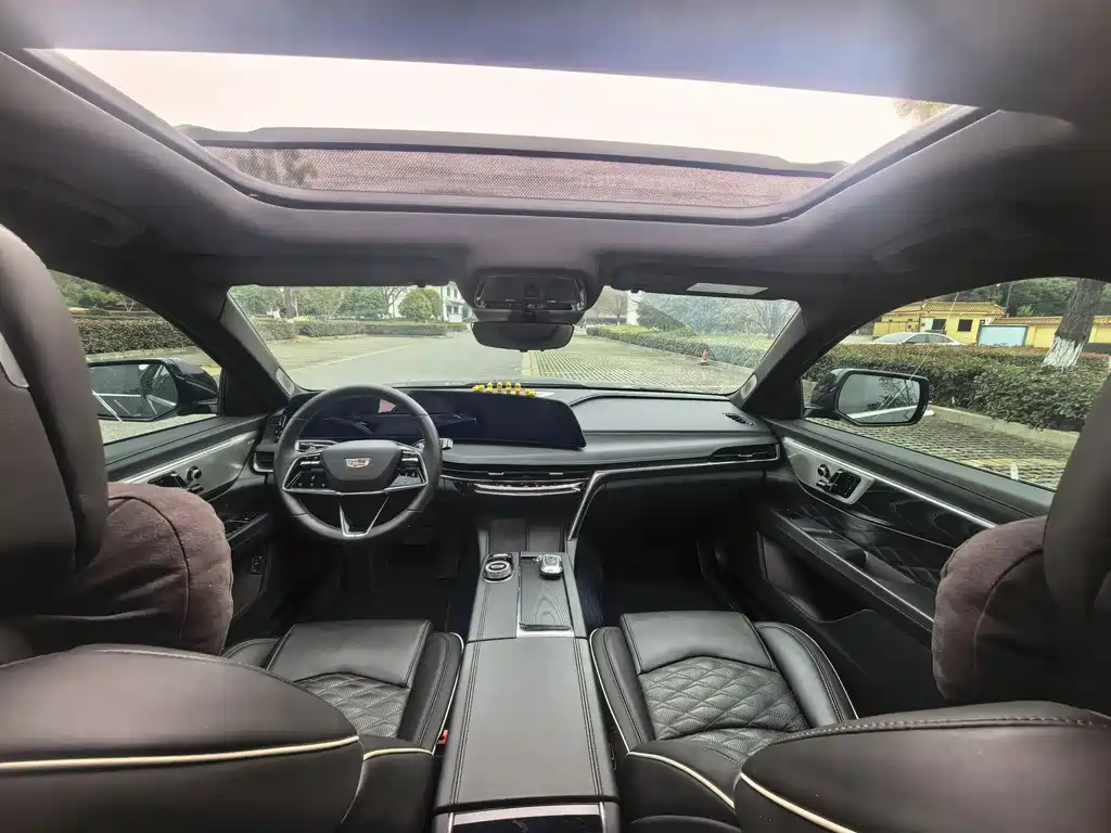 Cadillac Cadillac CT6 2023 28T Luxury 2024 - thumbnail 7