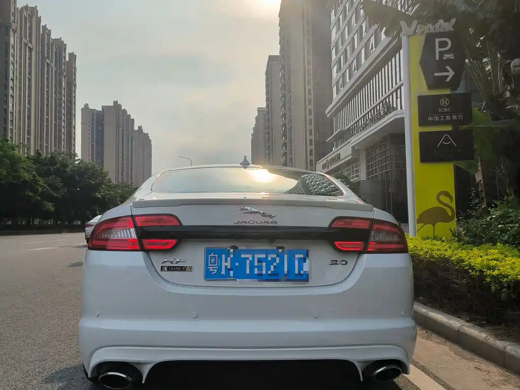 Jaguar Jaguar XF 2015 XF 3.0 SC 80th Anniversary R-Sport Edition 2016 - thumbnail 5
