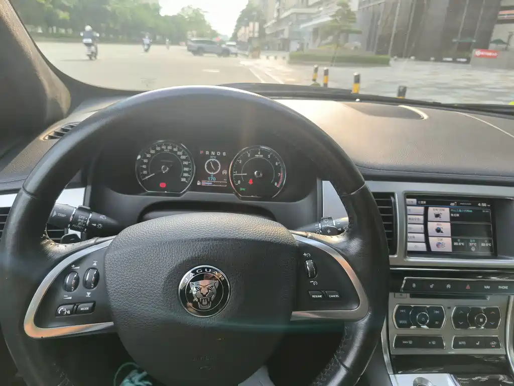 Jaguar Jaguar XF 2015 XF 3.0 SC 80th Anniversary R-Sport Edition 2016 - thumbnail 7