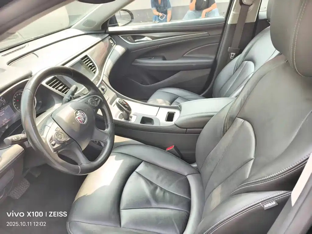 Buick Buick LaCrosse 2019 28T Luxury 2019 - thumbnail 5