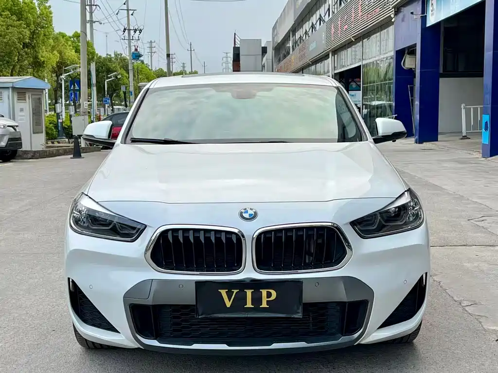 BMW BMW X2 2022 sDrive25i M Sport Package 2022 - thumbnail 2