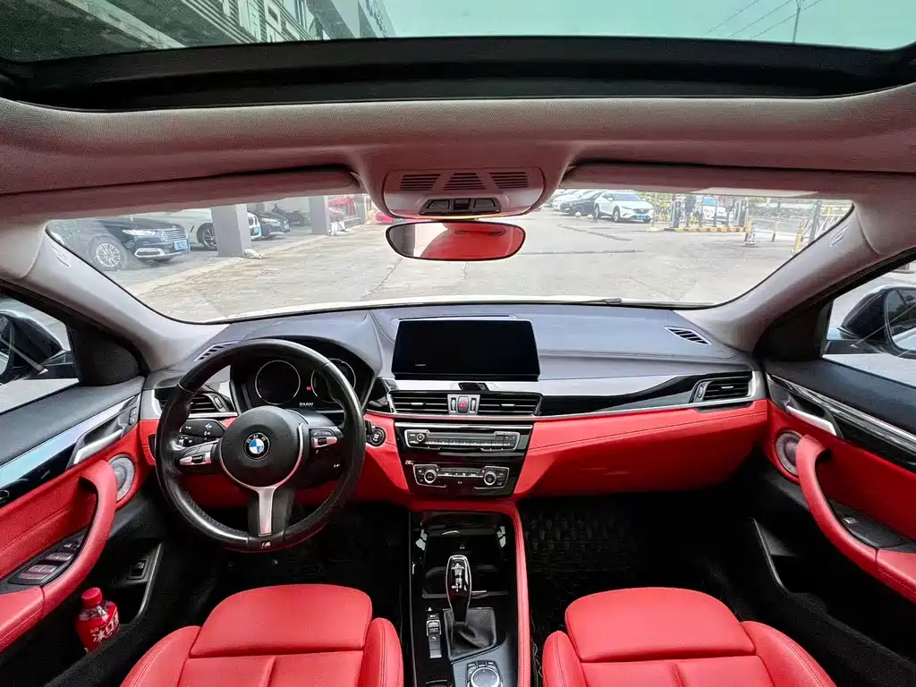BMW BMW X2 2022 sDrive25i M Sport Package 2022 - thumbnail 4