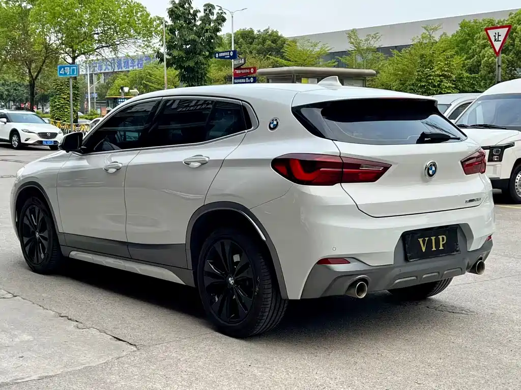 BMW BMW X2 2022 sDrive25i M Sport Package 2022 - thumbnail 10