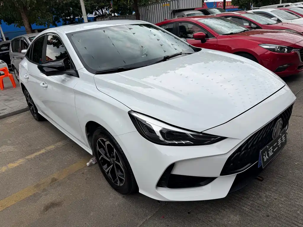 MG MG 5 2022 180DVVT CVT Youth Flagship Edition 2022 - thumbnail 3