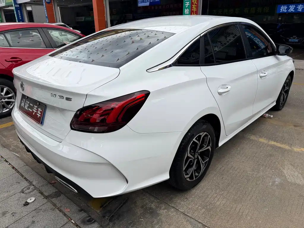 MG MG 5 2022 180DVVT CVT Youth Flagship Edition 2022 - thumbnail 9