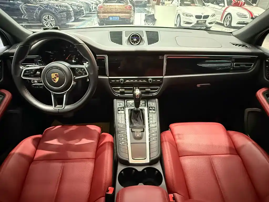 Porsche Porsche Macan 2021 Macan 2.0T 2021 - thumbnail 6