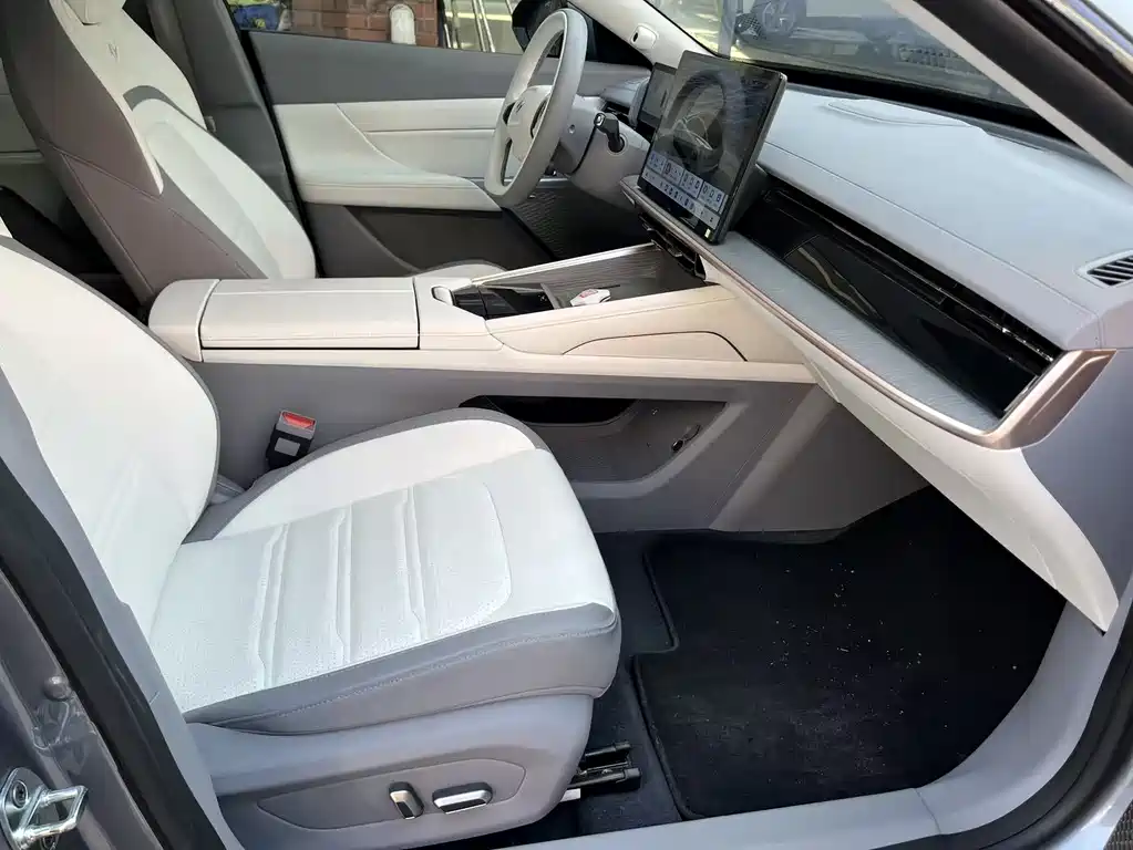Dongfeng Yipai eπ007 2024 Pure Electric 540 AWD Max Edition 2024 - thumbnail 5