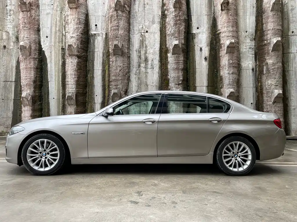 BMW BMW 5 Series 2014 525Li Luxury Design Package 2015 - thumbnail 4