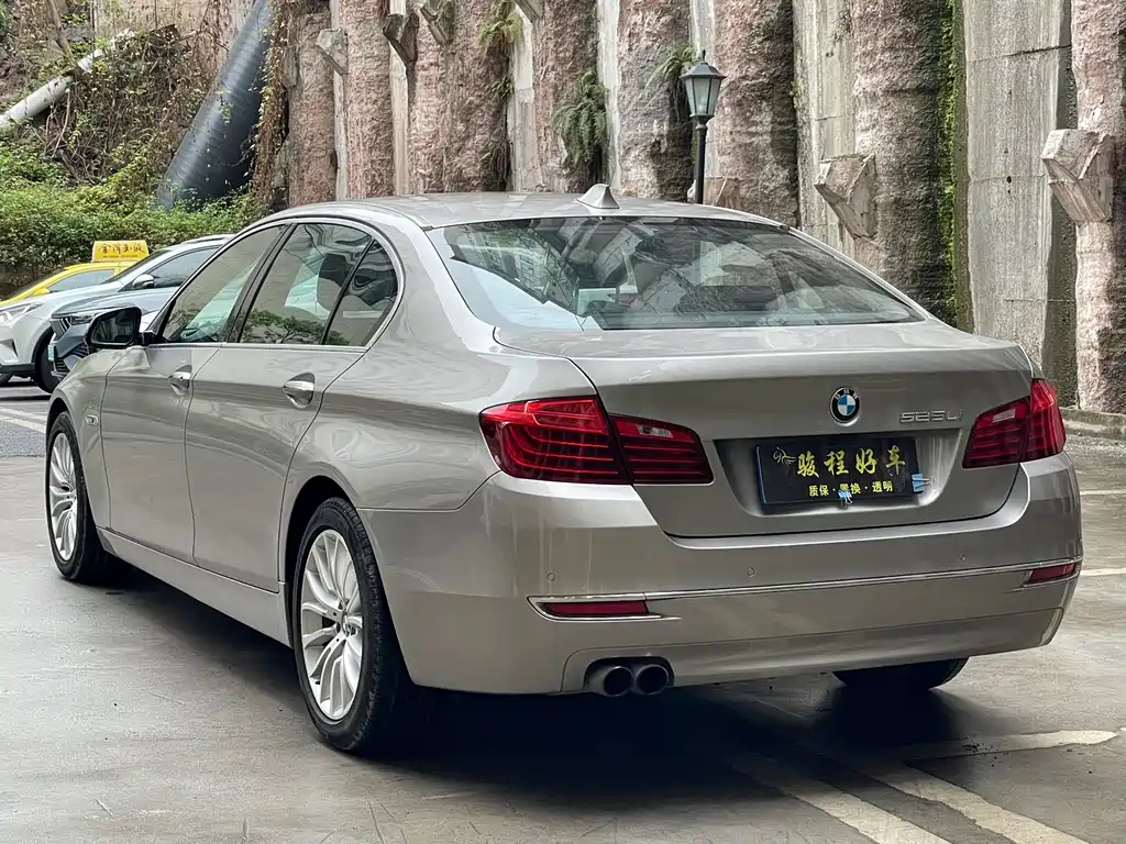BMW BMW 5 Series 2014 525Li Luxury Design Package 2015 - thumbnail 5