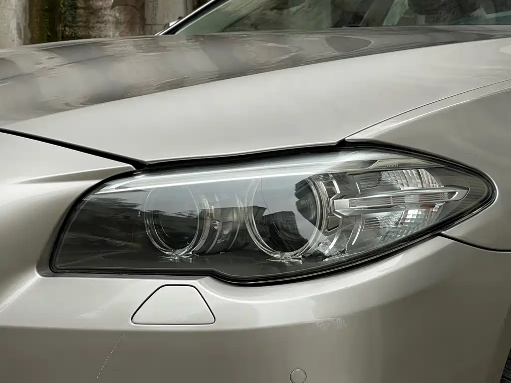 BMW BMW 5 Series 2014 525Li Luxury Design Package 2015 - thumbnail 9