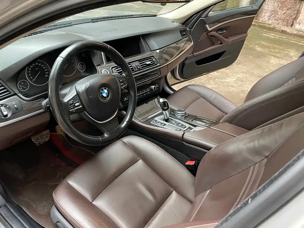 BMW BMW 5 Series 2014 525Li Luxury Design Package 2015 - thumbnail 11