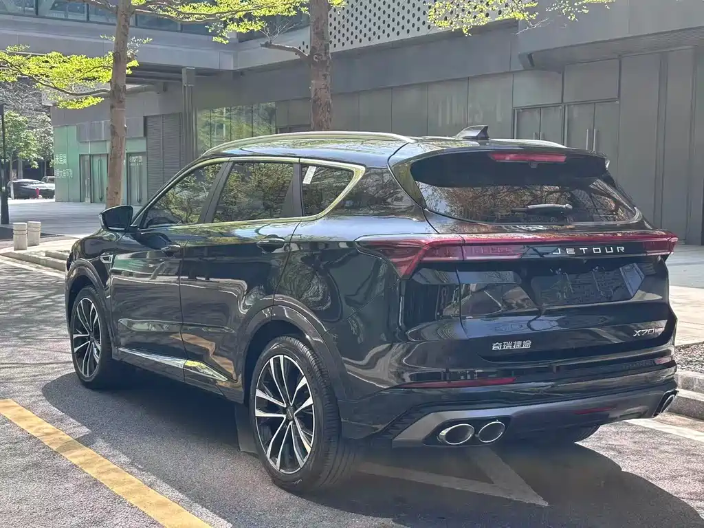 Jetour Jetour X70 Plus 2021 Zhuge 1.6T DCT Wolong 5-seater 2021 - thumbnail 9