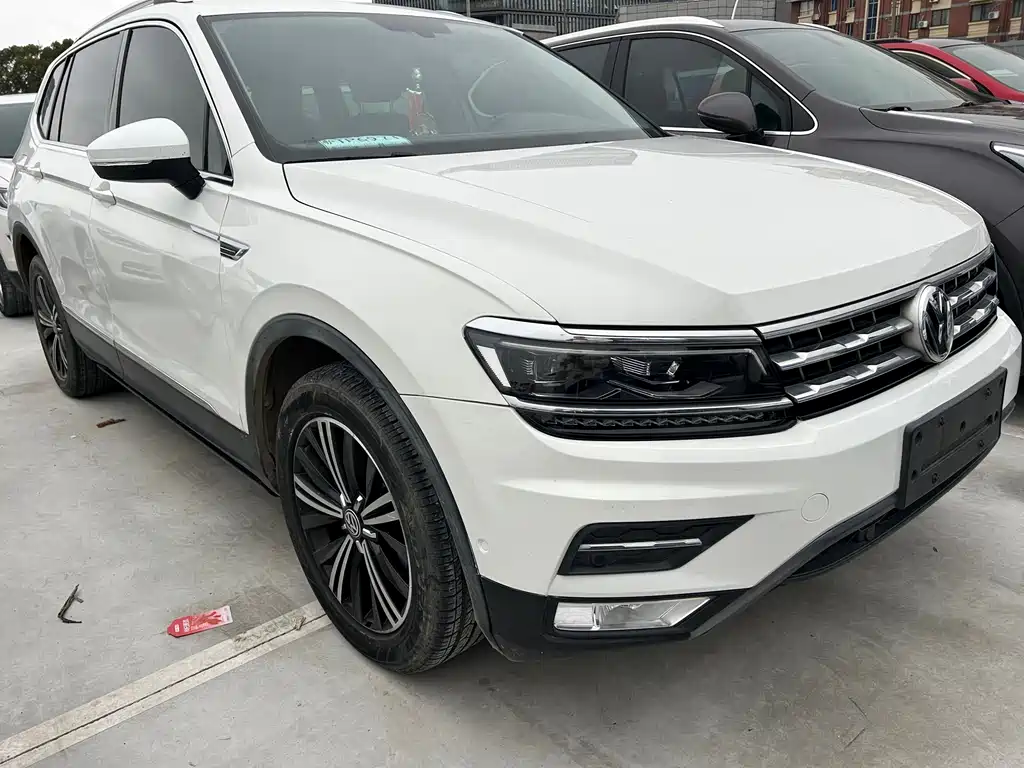 Volkswagen Volkswagen Tiguan L 2017 330TSI Automatic 2WD Style Edition 2017 - thumbnail 3