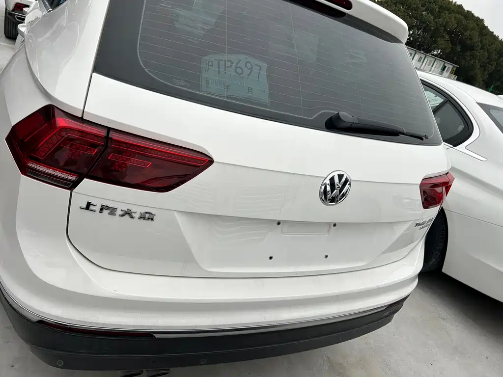 Volkswagen Volkswagen Tiguan L 2017 330TSI Automatic 2WD Style Edition 2017 - thumbnail 8