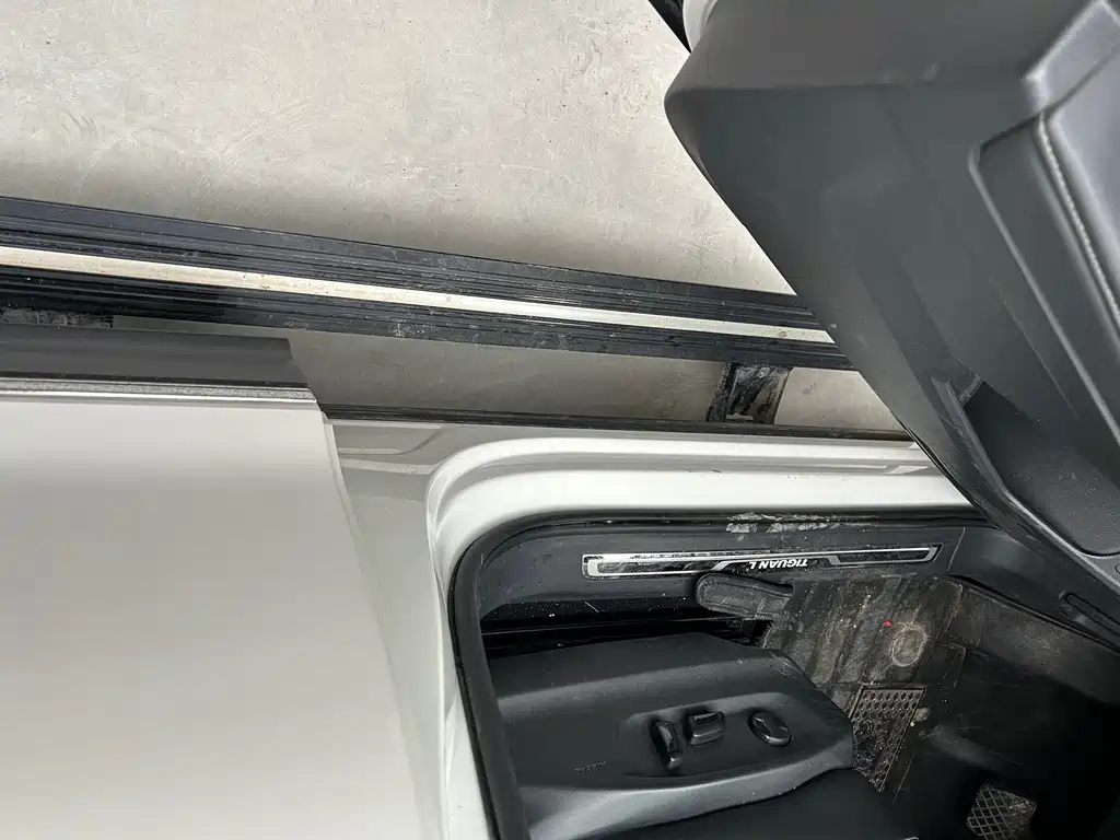 Volkswagen Volkswagen Tiguan L 2017 330TSI Automatic 2WD Style Edition 2017 - thumbnail 10