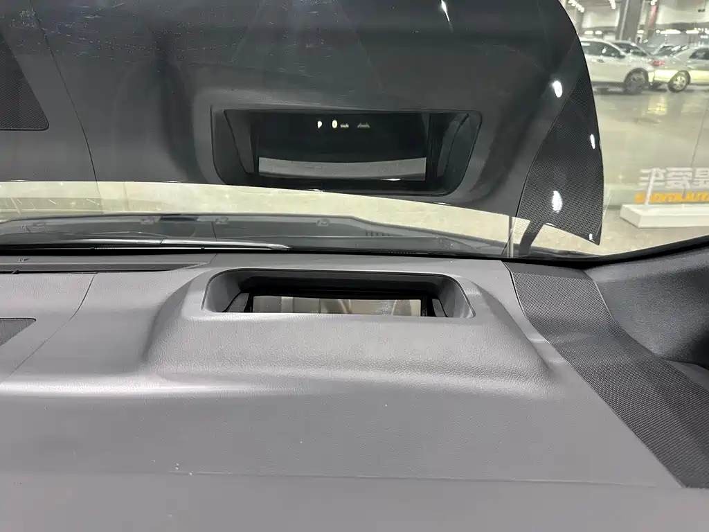 Toyota Toyota Alphard 2025 2.5L Automatic 2025 - thumbnail 9