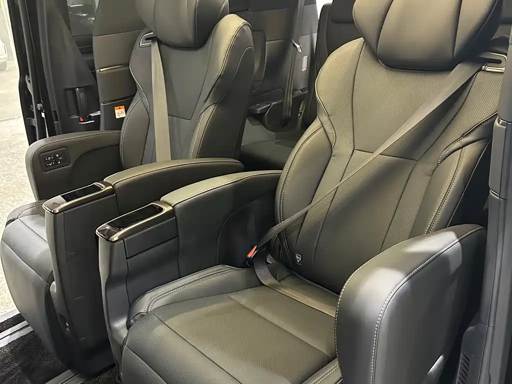 Toyota Toyota Alphard 2025 2.5L Automatic 2025 - thumbnail 13