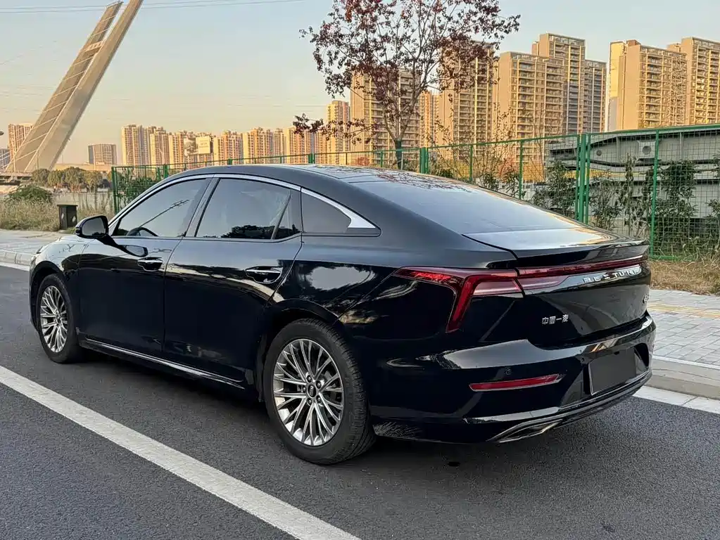 Bestune Bestune B70 2021 1.5T Automatic Enjoy Edition 2021 - thumbnail 5
