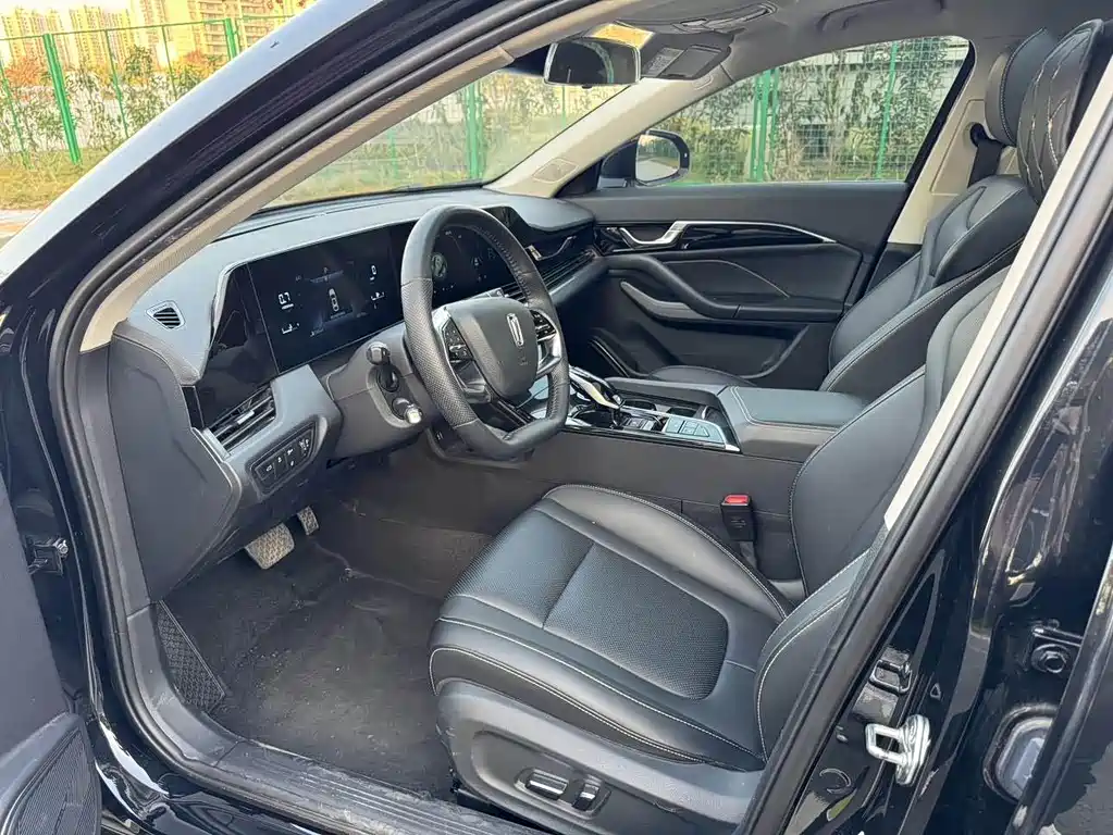 Bestune Bestune B70 2021 1.5T Automatic Enjoy Edition 2021 - thumbnail 7
