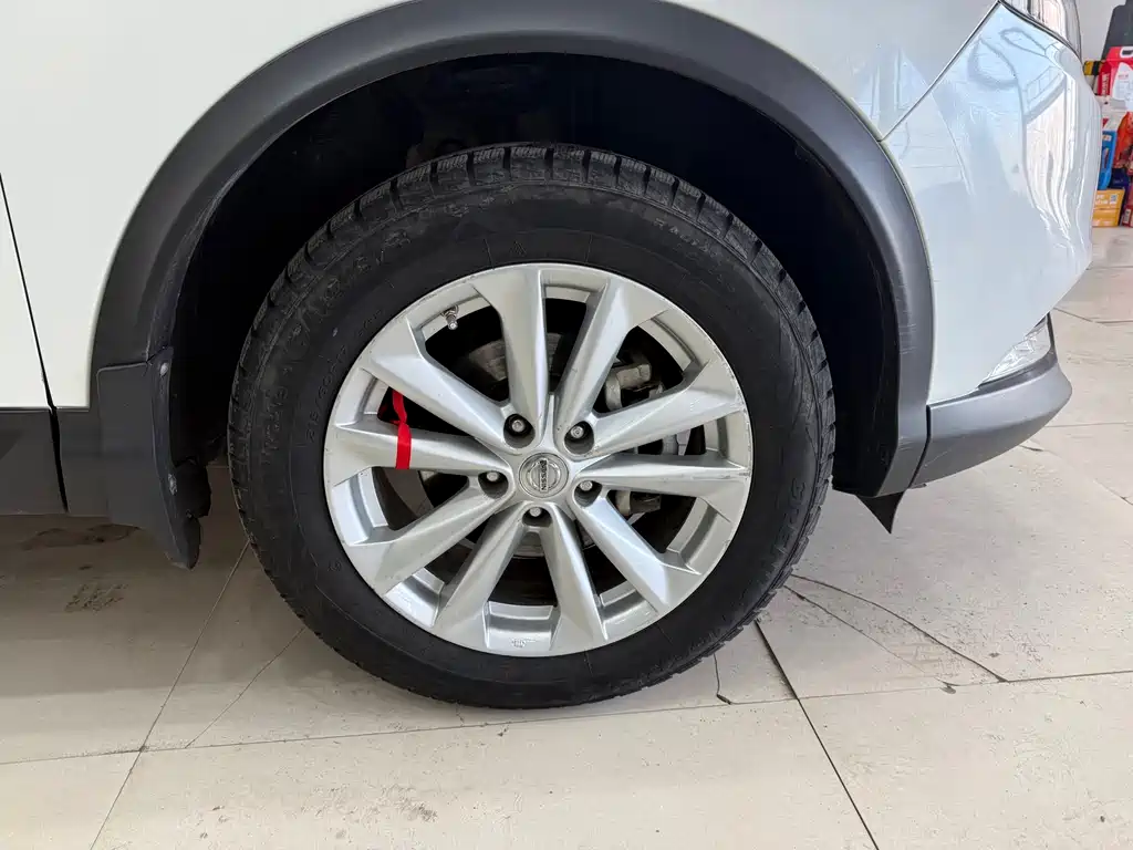 Nissan Nissan Qashqai 2016 2.0L CVT Elite Edition 2016 - thumbnail 8