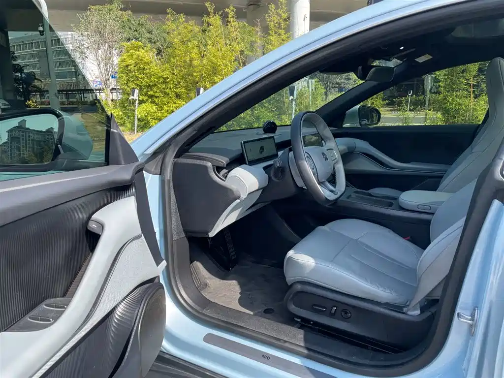 NIO NIO ET5 2022 75kWh 2023 - thumbnail 7