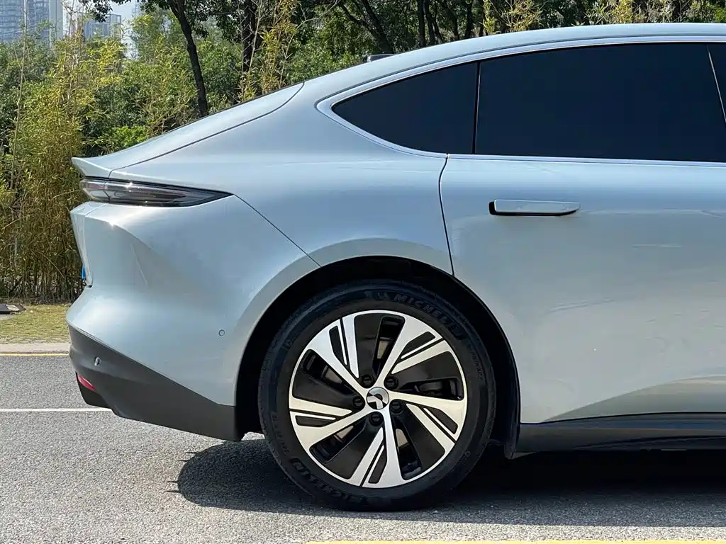 NIO NIO ET5 2022 75kWh 2023 - thumbnail 24