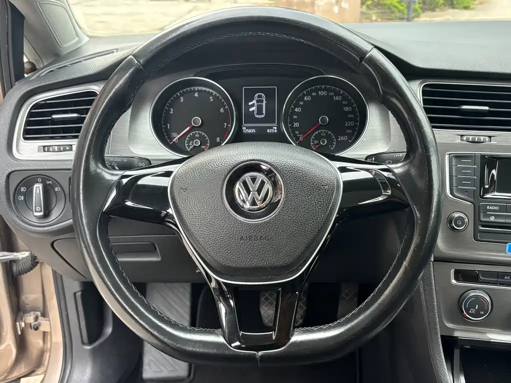 Volkswagen Volkswagen Golf 2015 1.4 TSI Automatic Comfort Line 2015 - thumbnail 8