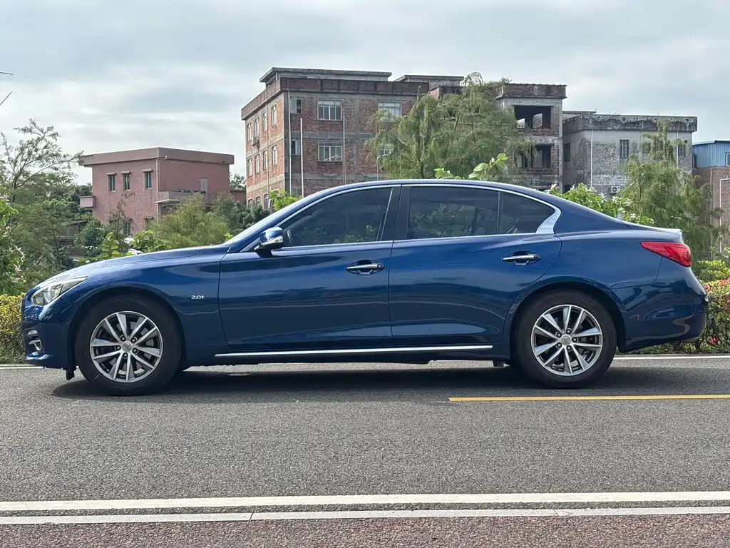 Infiniti Infiniti Q50L 2016 2.0T Premium Edition 2017 - thumbnail 3