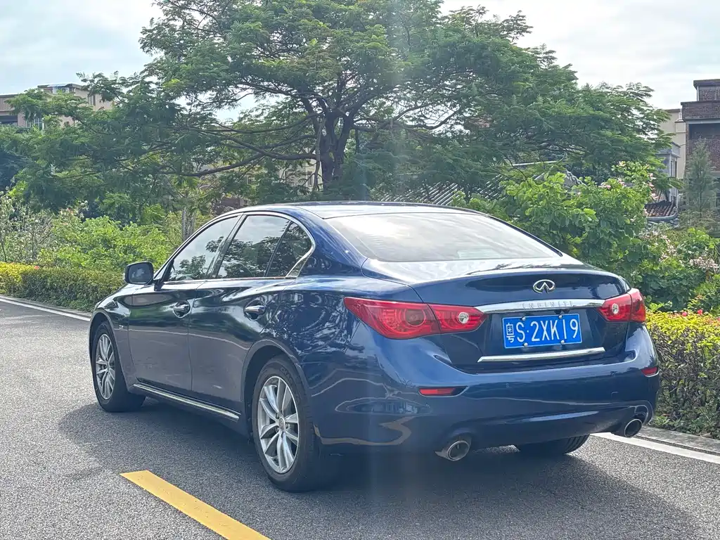 Infiniti Infiniti Q50L 2016 2.0T Premium Edition 2017 - thumbnail 4