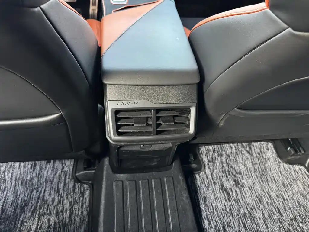 Changan Changan UNI-V 2022 1.5T Excellence Edition 2023 - thumbnail 10