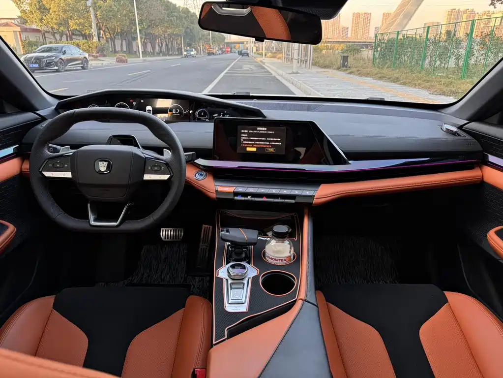 Changan Changan UNI-V 2022 1.5T Excellence Edition 2023 - thumbnail 11