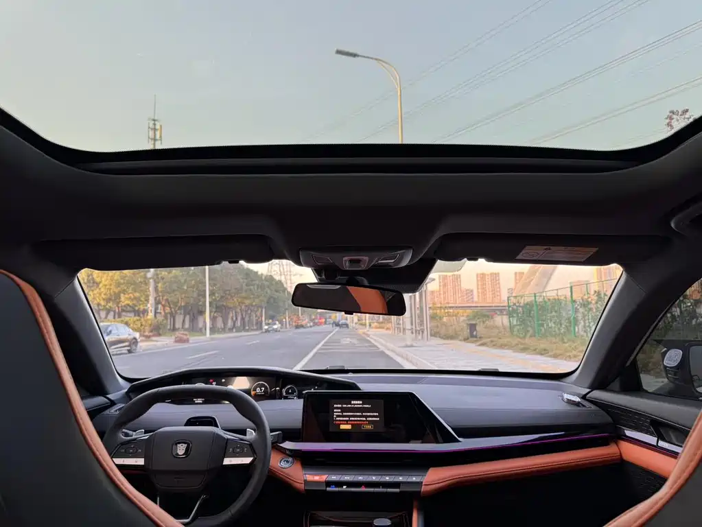 Changan Changan UNI-V 2022 1.5T Excellence Edition 2023 - thumbnail 12