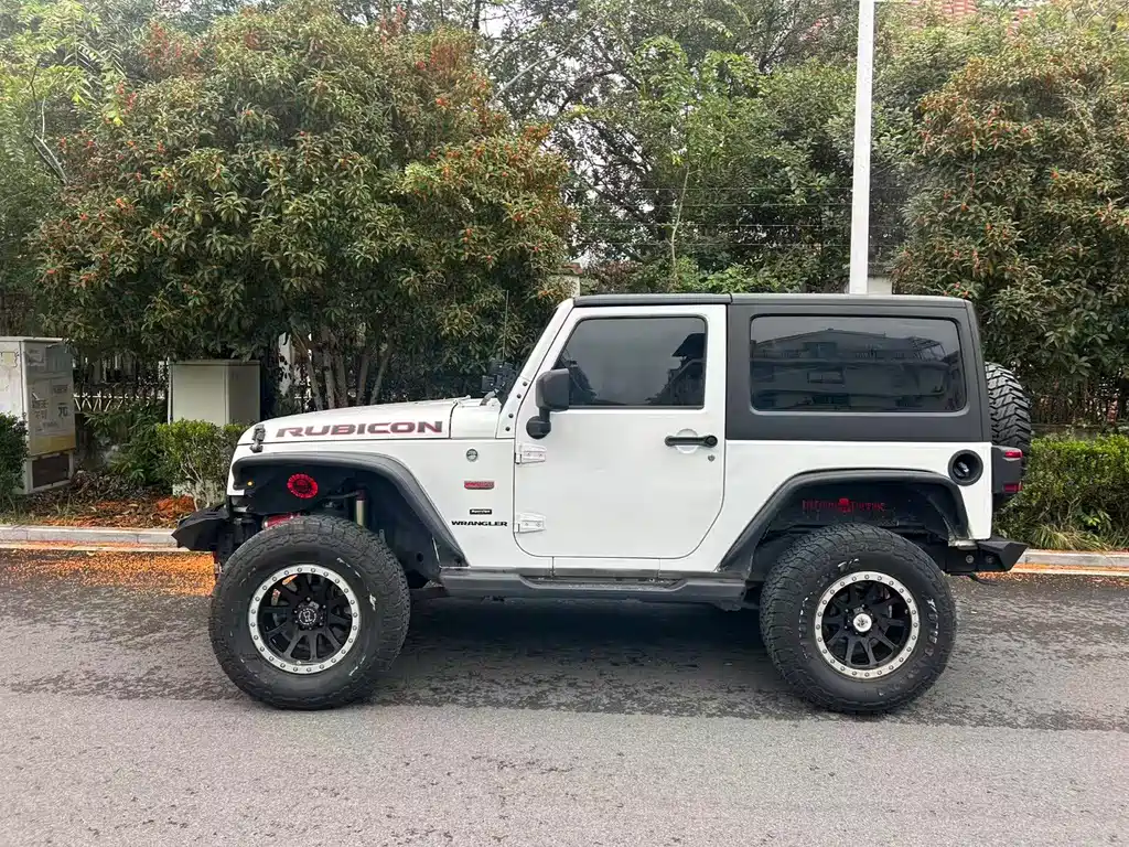 Jeep Jeep Wrangler 2015 3.6L Rubicon Two-Door Version 2017 - thumbnail 6