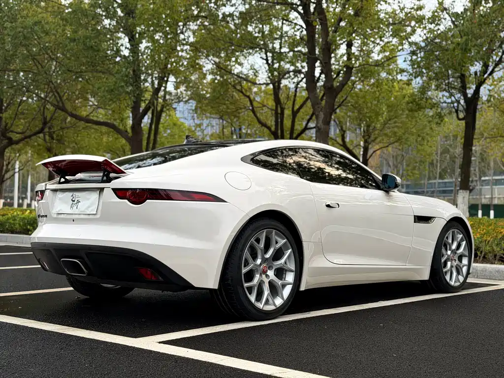 Jaguar Jaguar F-Type 2019 2.0T Coupe 2020 - thumbnail 9