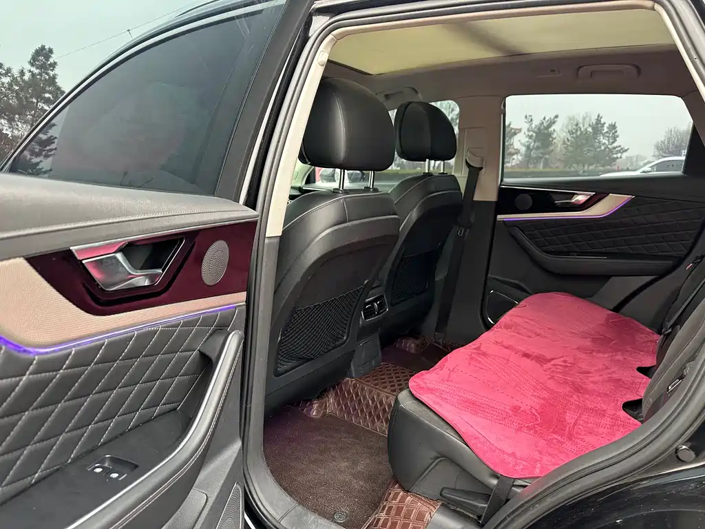 Hongqi Hongqi HS5 2019 2.0T Smart Connect Flag Leader Edition 2021 - thumbnail 9