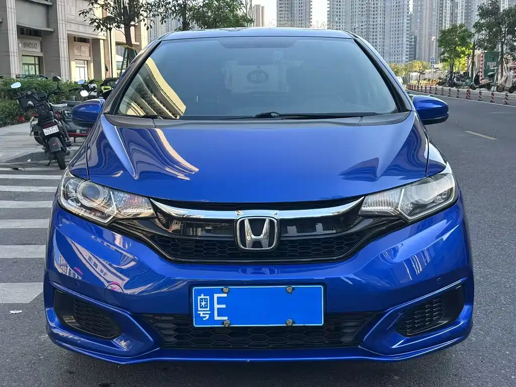 Honda Honda Fit 2018 1.5L CVT Comfort with Sunroof 2019 - thumbnail 2