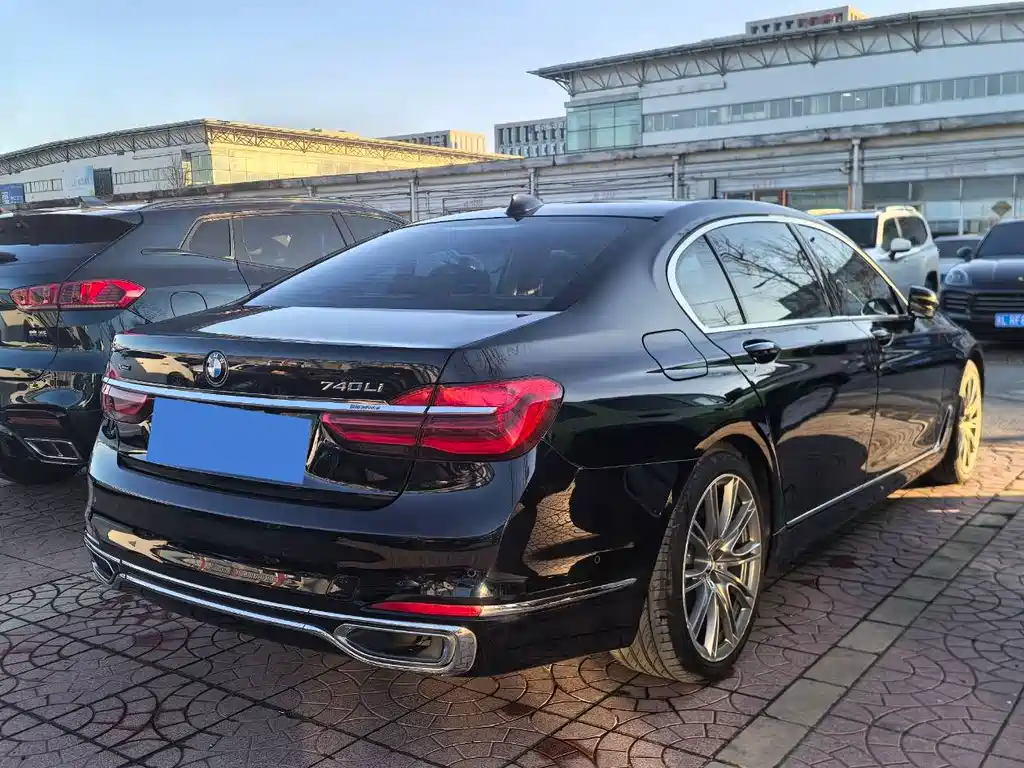 BMW BMW 7 Series 2018 740Li xDrive Premium Excellence Package 2019 - thumbnail 4