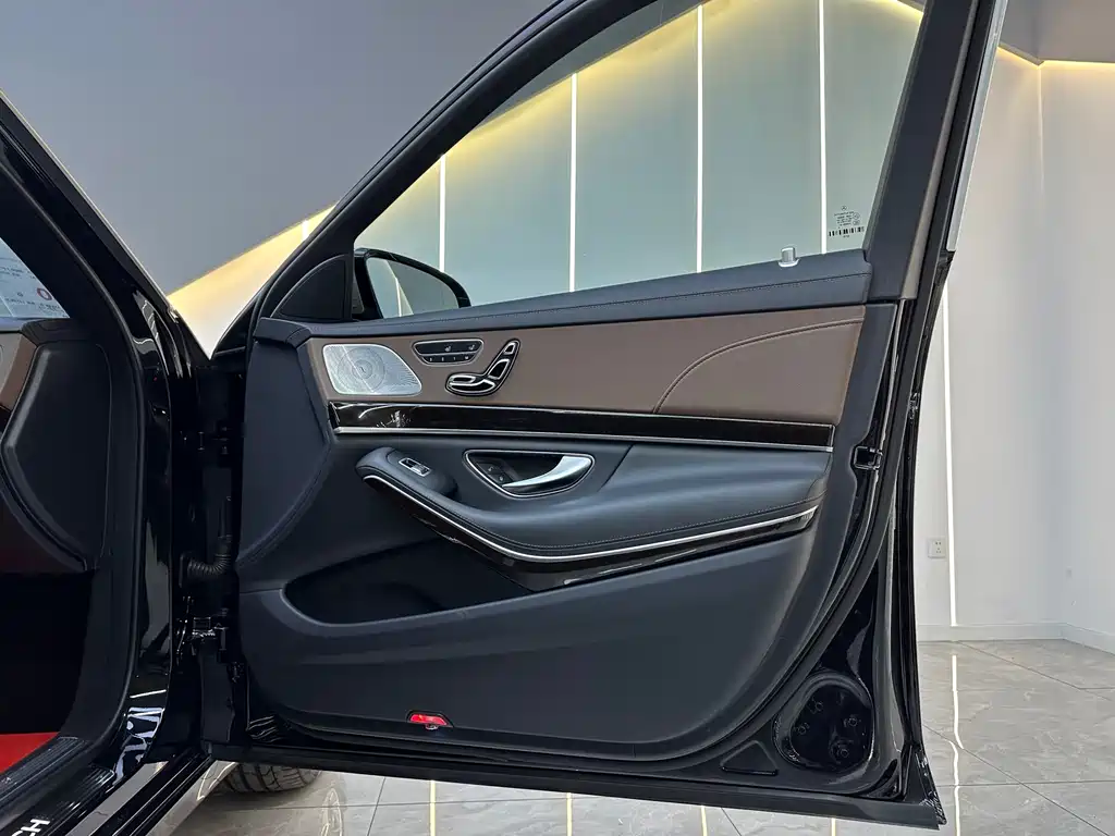 Mercedes-Benz Maybach S-Class 2018 S 450 4MATIC 2020 - thumbnail 21