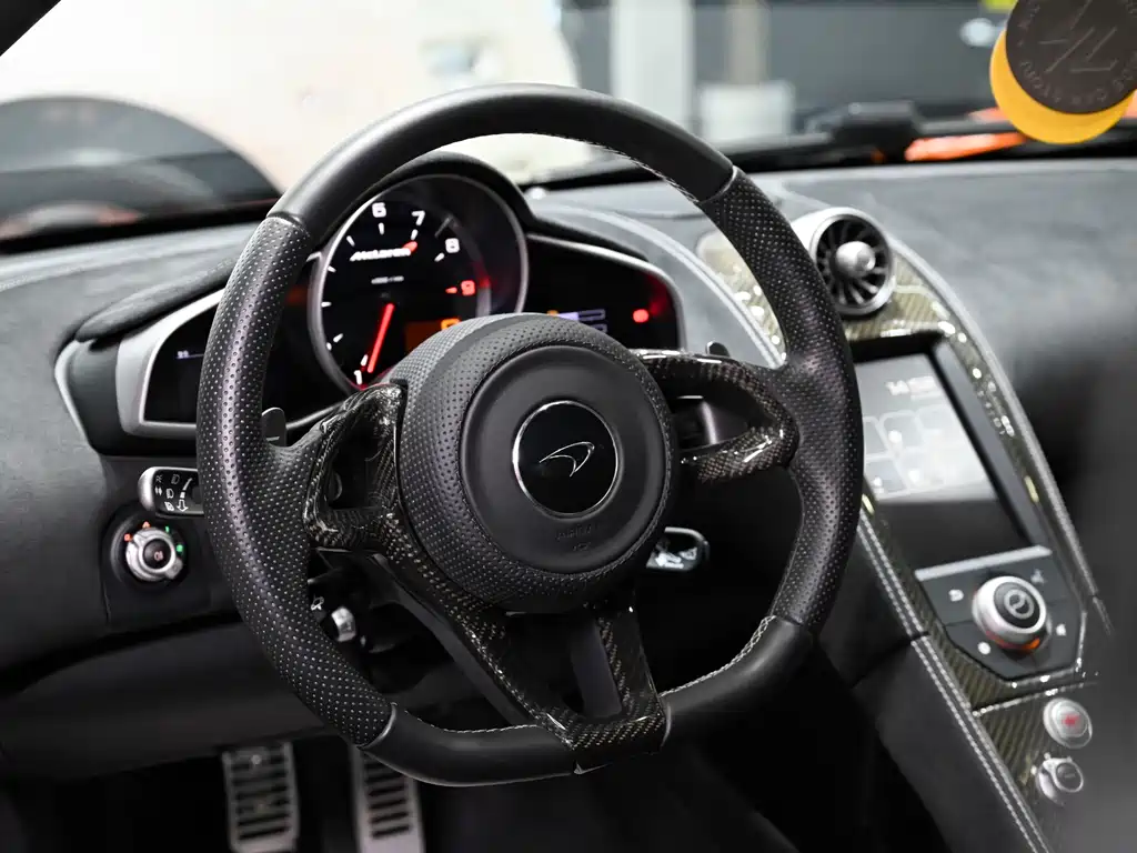 McLaren McLaren 650S 2014 3.8T Coupe 2017 - thumbnail 10