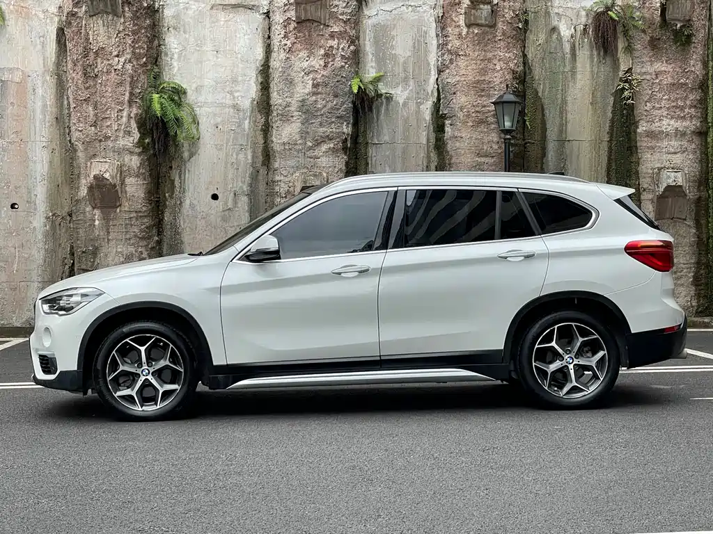 BMW BMW X1 2016 sDrive20Li Luxury 2016 - thumbnail 4