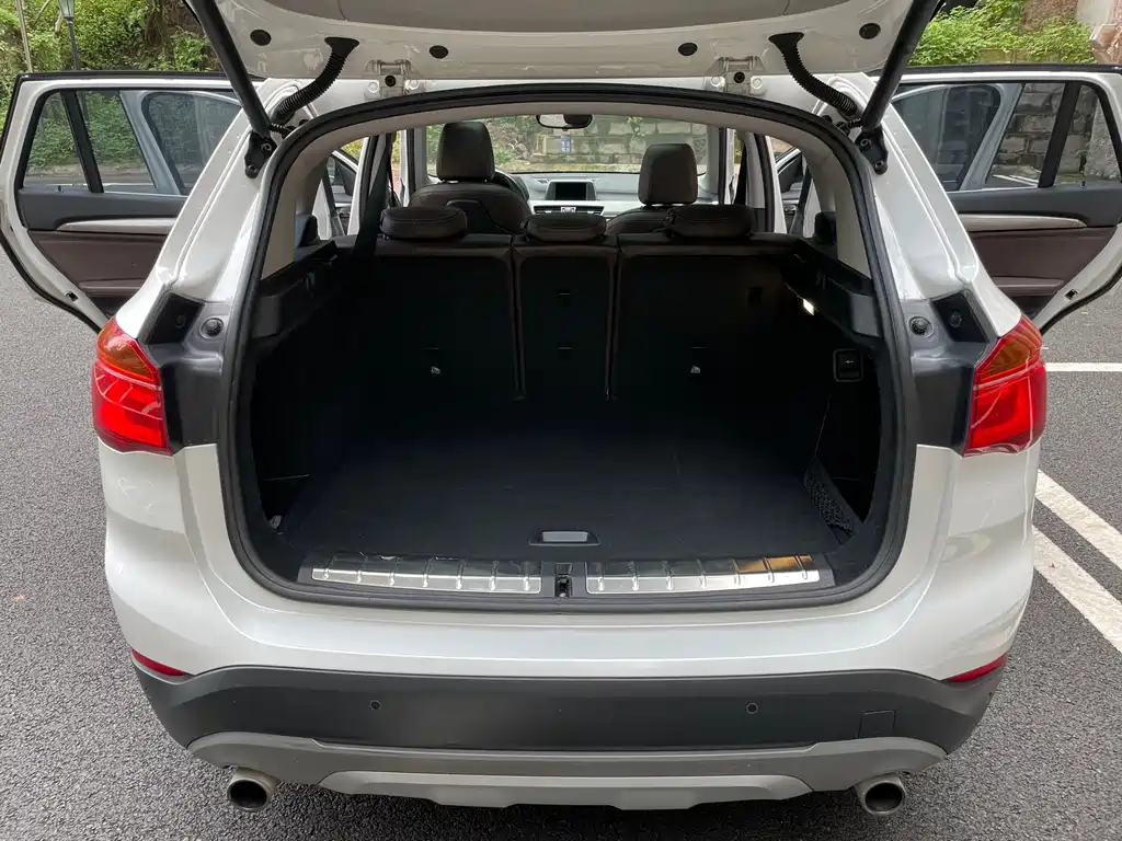 BMW BMW X1 2016 sDrive20Li Luxury 2016 - thumbnail 19