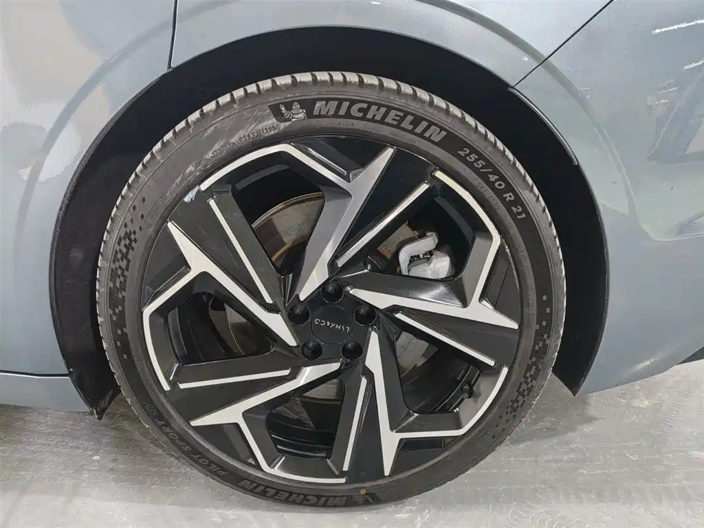 Lynk & Co Lynk & Co Z10 2024 95kWh 702km AWD Intelligent Drive Ultra 2024 - thumbnail 14