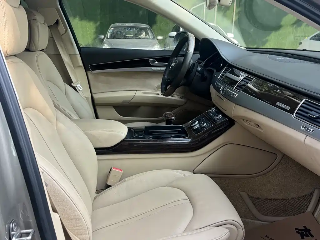 Audi Audi A8 2013 A8L 45 TFSI quattro Comfort Line 2014 - thumbnail 9