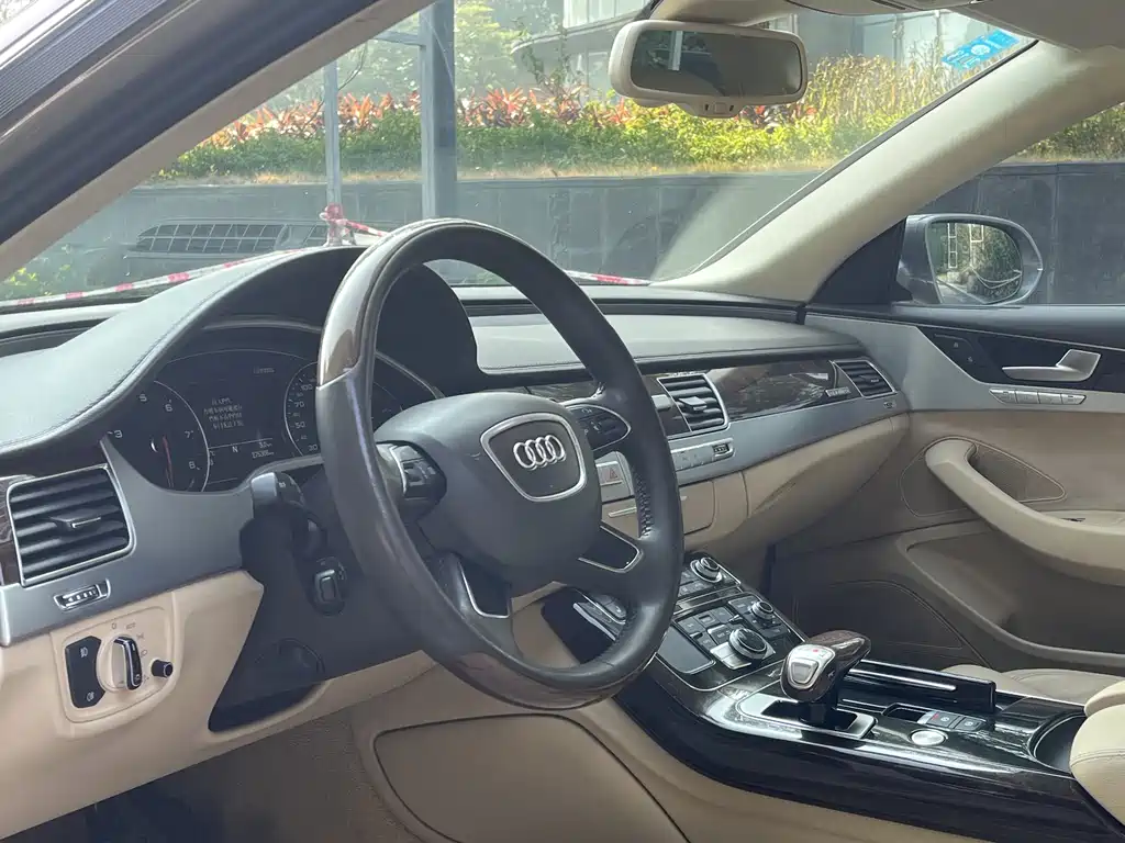 Audi Audi A8 2013 A8L 45 TFSI quattro Comfort Line 2014 - thumbnail 14