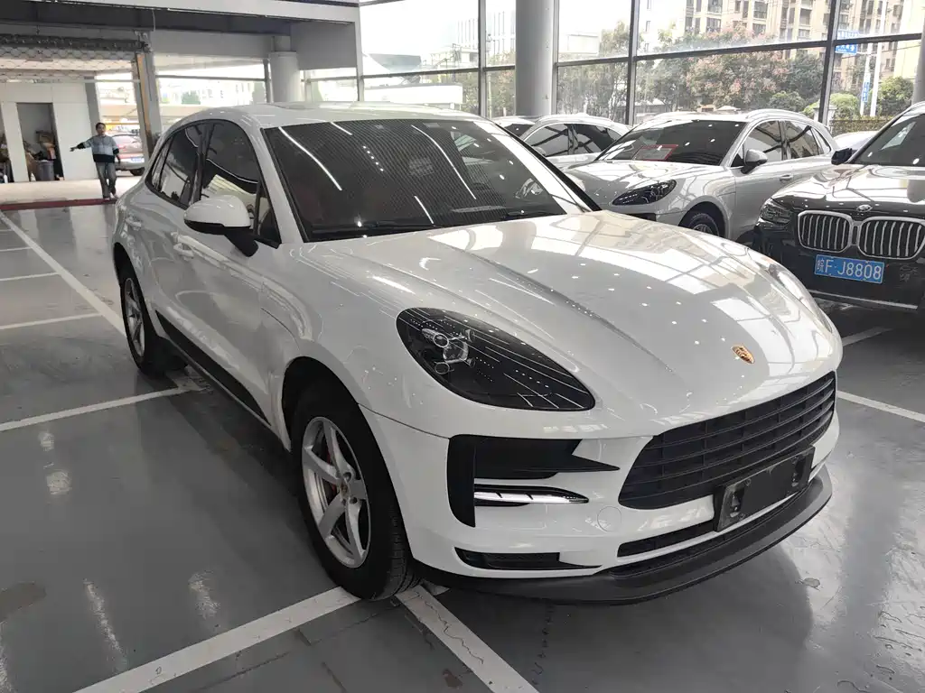 Porsche Porsche Macan 2018 Macan 2.0T 2018 - thumbnail 3