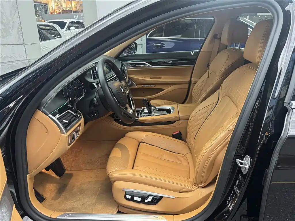 BMW BMW 7 Series 2017 750Li xDrive Individual Customized Edition Four Seats 2017 - thumbnail 10