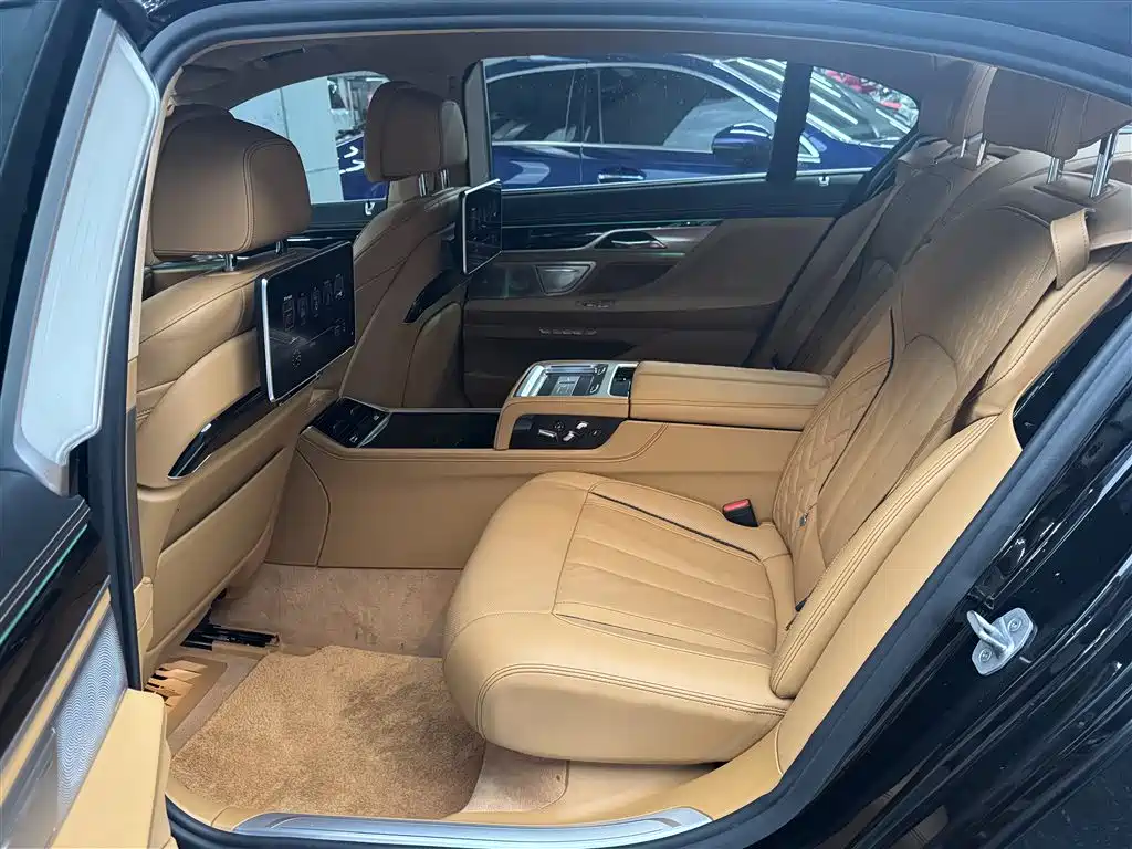 BMW BMW 7 Series 2017 750Li xDrive Individual Customized Edition Four Seats 2017 - thumbnail 11